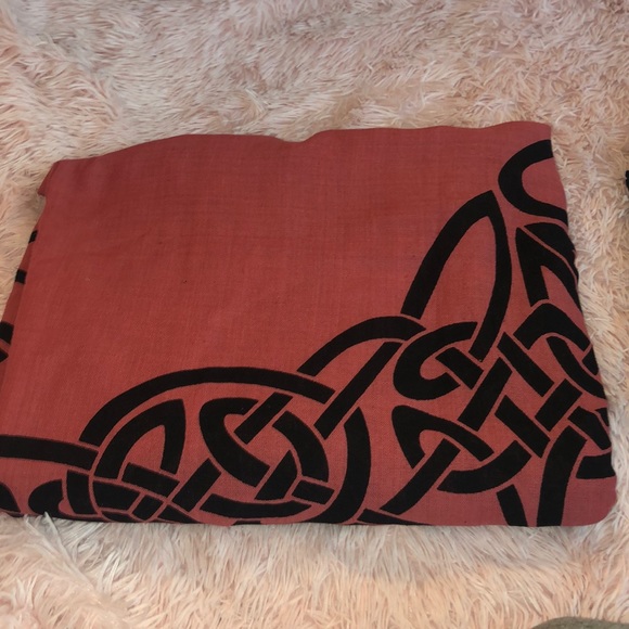 Tapestries!! Perfect condition! - Picture 3 of 4